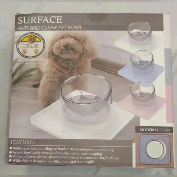 Pet Life 'Surface' Anti-Skid and Anti-Spill Curved and Clear‎ Removable Pet Bowl - Picture 3 of 4